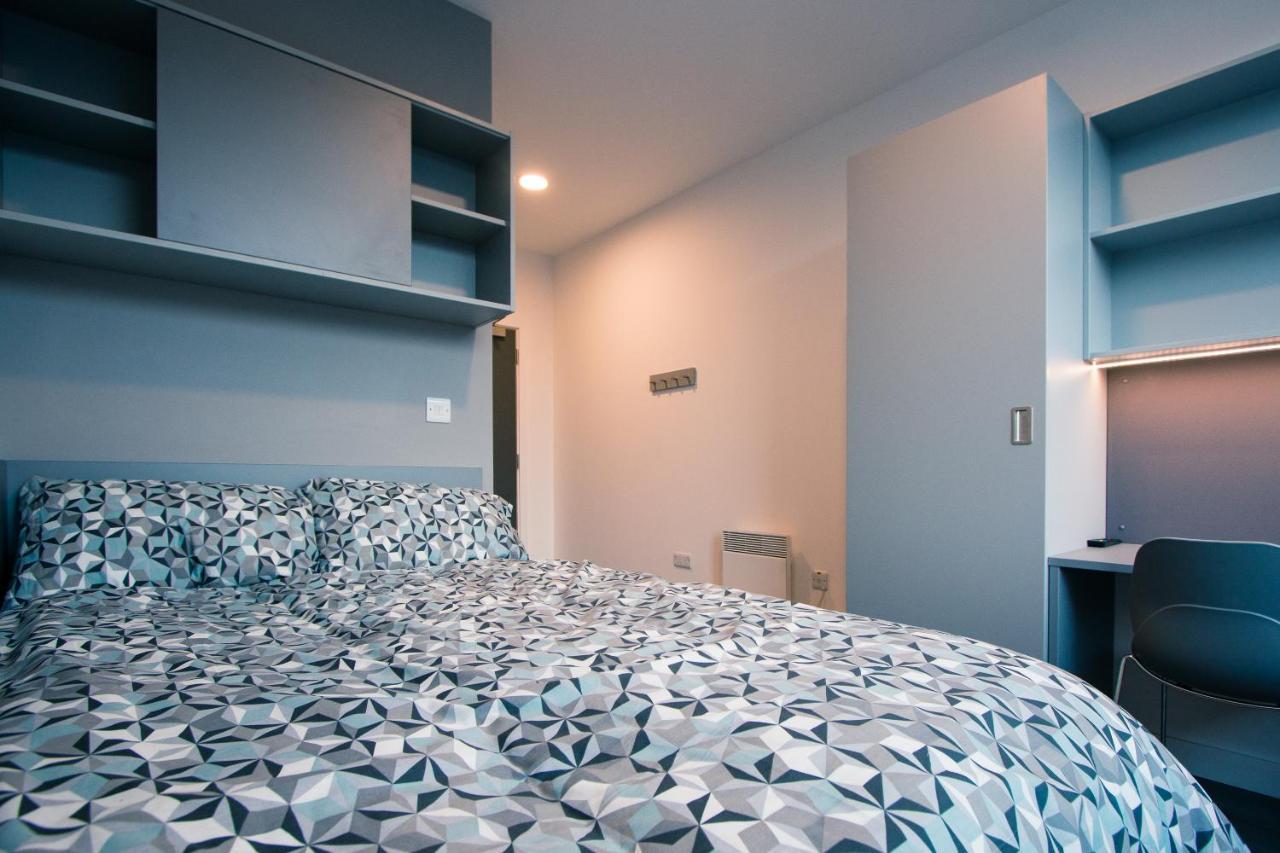 Destiny Student - The Point Apartment Dublin
